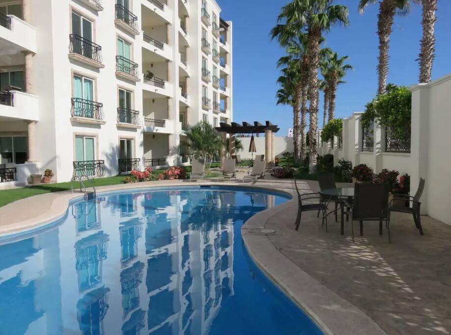 Condo Paraiso - Luxurious New Condo 300Mt From The Beach Cabo San Lucas Eksteriør billede