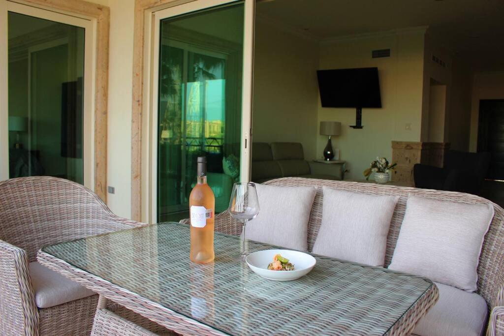 Condo Paraiso - Luxurious New Condo 300Mt From The Beach Cabo San Lucas Eksteriør billede